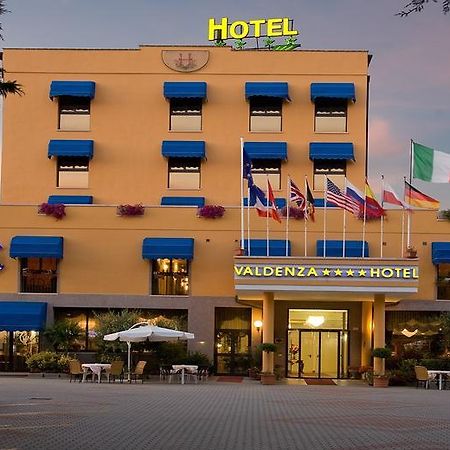 Valdenza Hotel Campegine Exterior foto